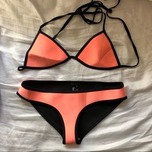 Triangl bikini